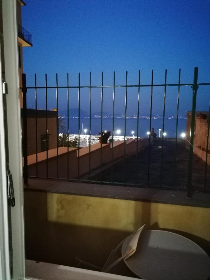 Napoli D'Amare B&B Экстерьер фото